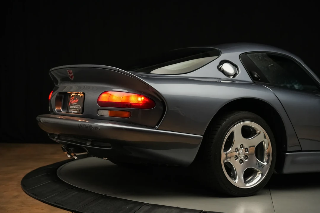 2000 Dodge Viper GTS 2nd Gen - Image 11 of 31