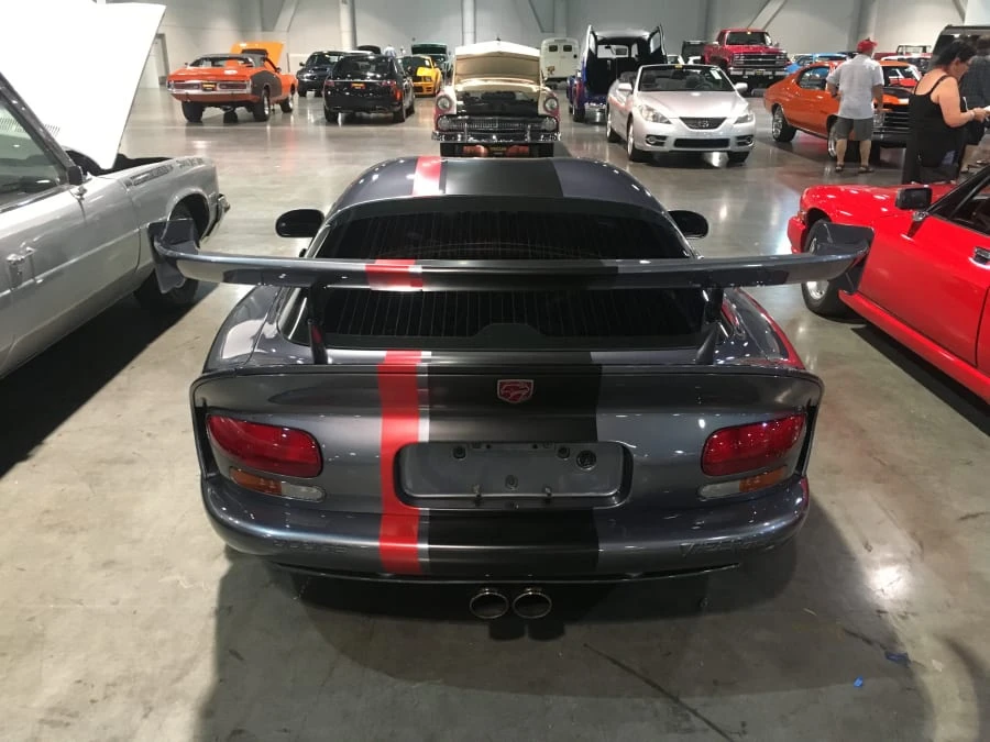 2000 Dodge Viper GTS 2nd Gen - Image 2 of 2