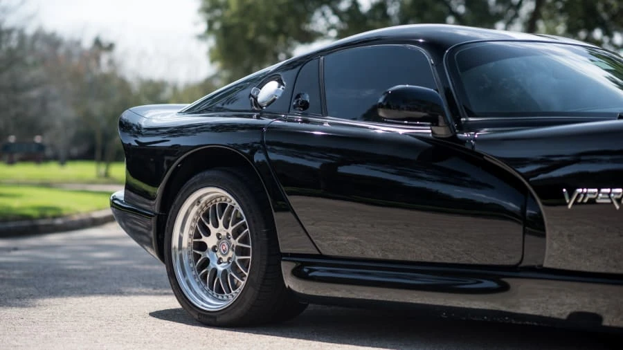 2000 Dodge Viper GTS 2nd Gen - Image 11 of 12