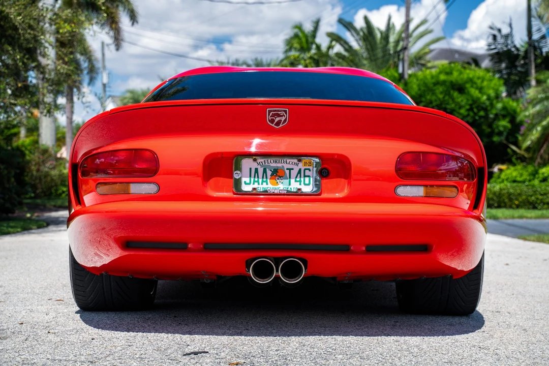 2000 Dodge Viper GTS 2nd Gen - Image 9 of 31