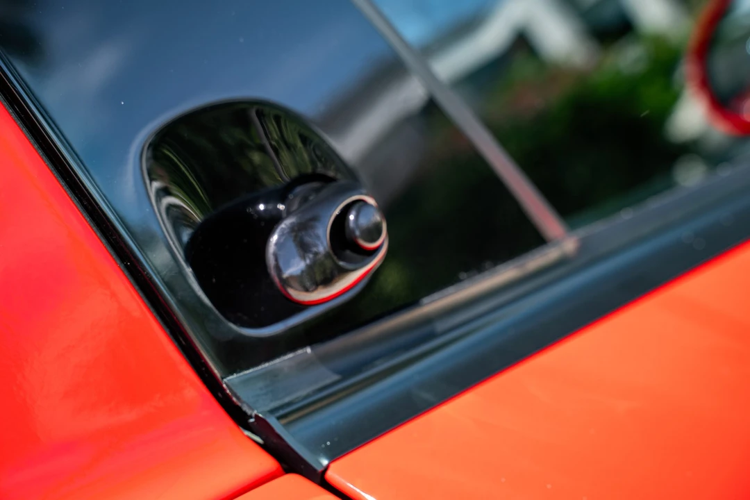 2000 Dodge Viper GTS 2nd Gen - Image 29 of 31