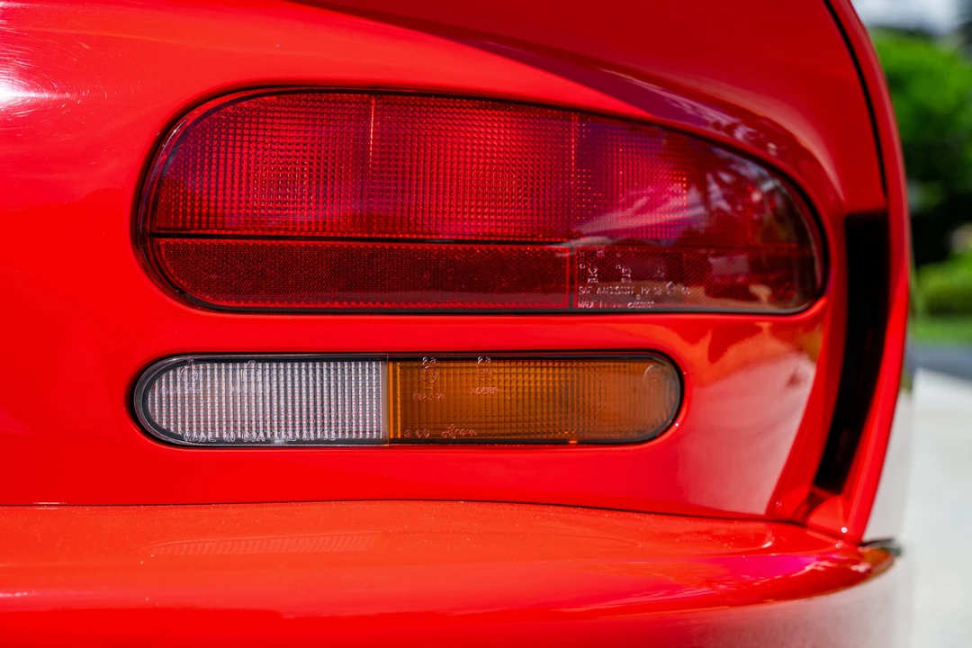 2000 Dodge Viper GTS 2nd Gen - Image 16 of 31