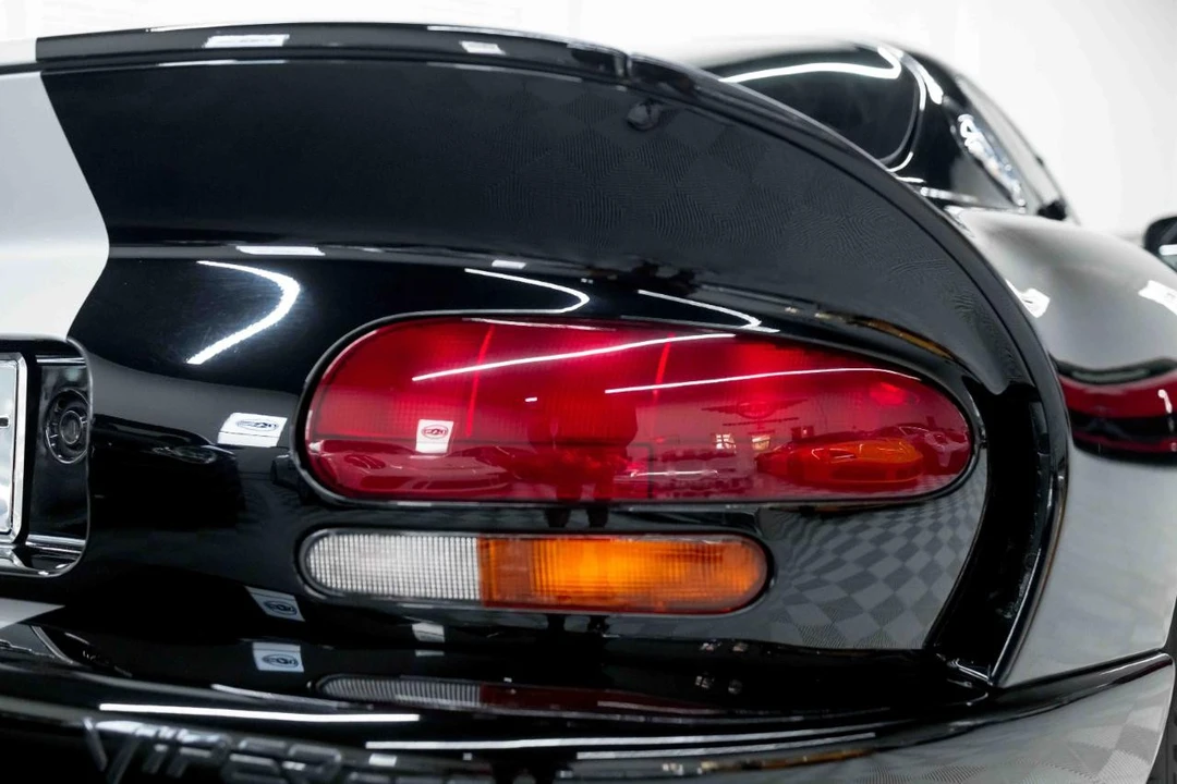 2000 Dodge Viper GTS 2nd Gen - Image 25 of 31