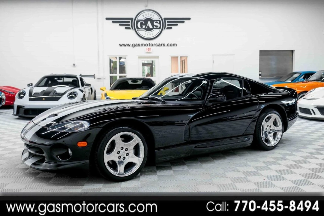 2000 Dodge Viper GTS 2nd Gen - Image 2 of 31