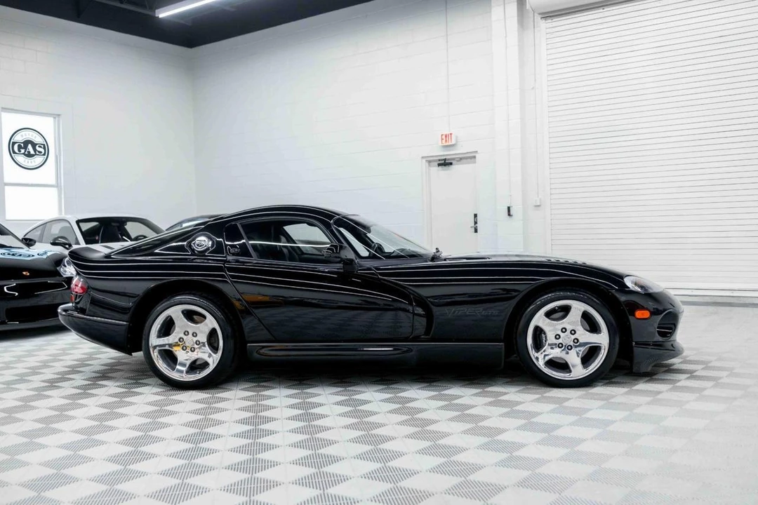 2000 Dodge Viper GTS 2nd Gen - Image 7 of 31