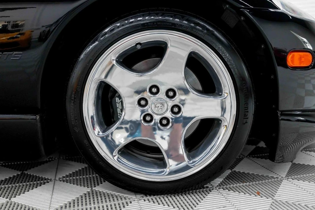 2000 Dodge Viper GTS 2nd Gen - Image 29 of 31