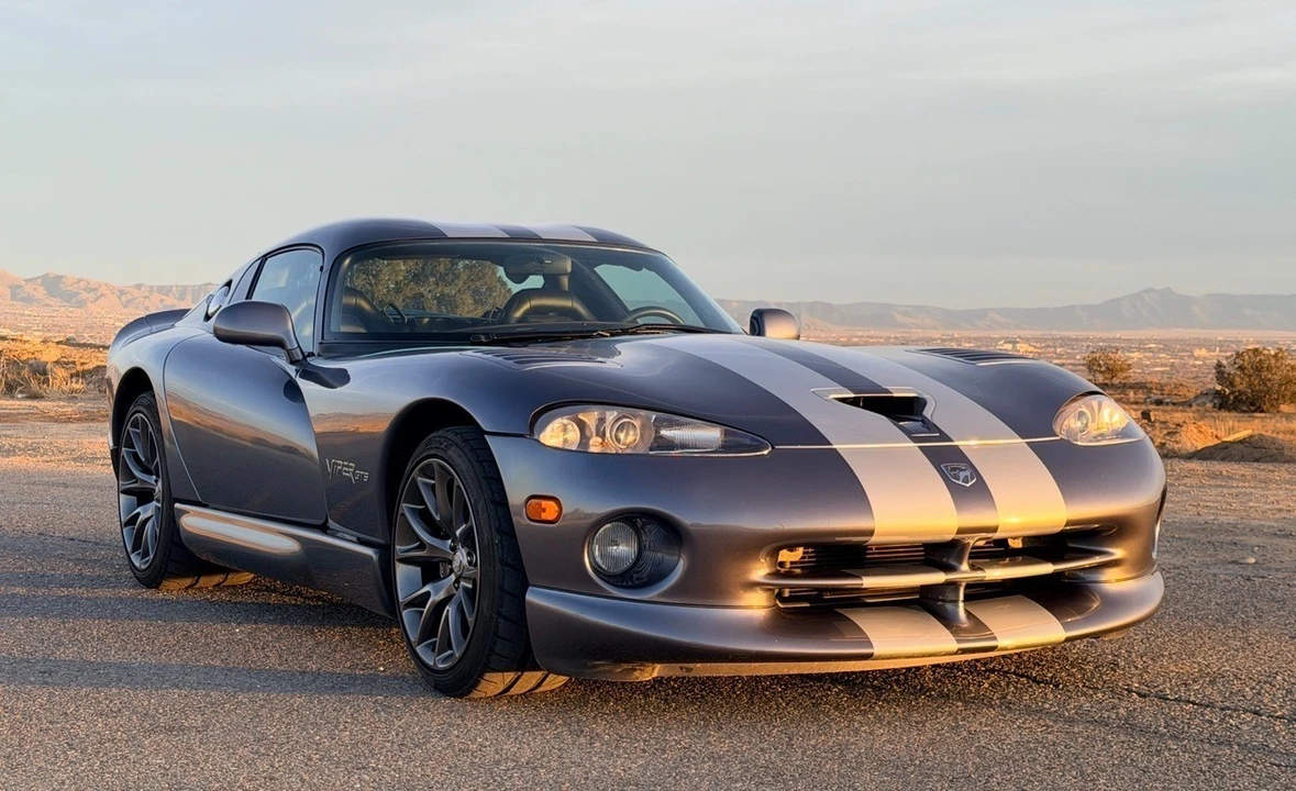 2000 Dodge Viper GTS 2nd Gen - Image 3 of 21