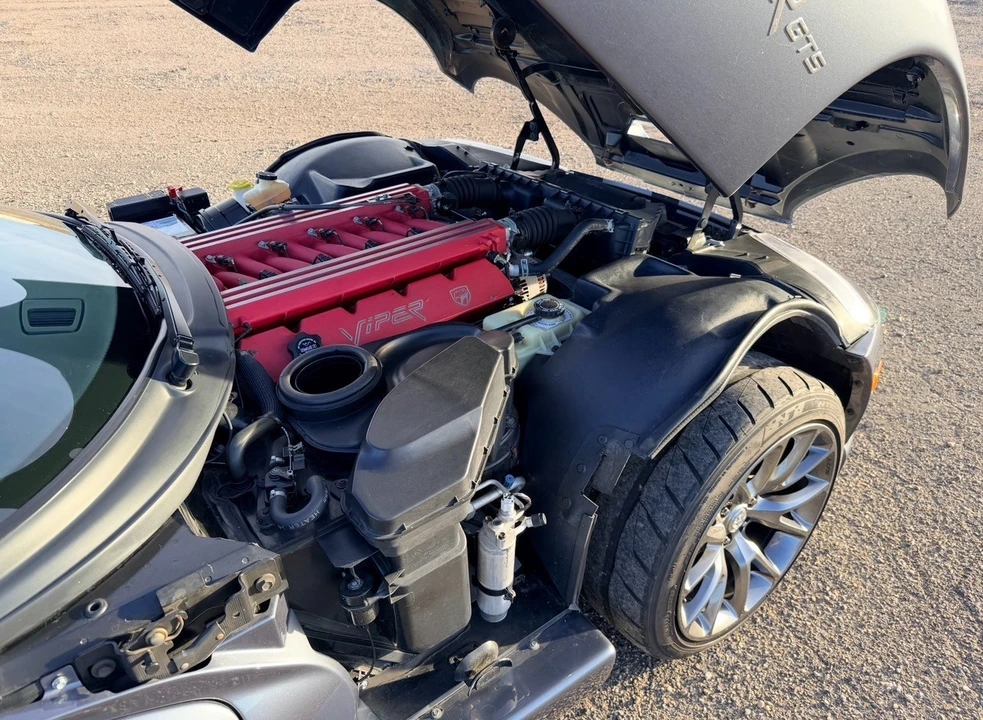 2000 Dodge Viper GTS 2nd Gen - Image 17 of 21