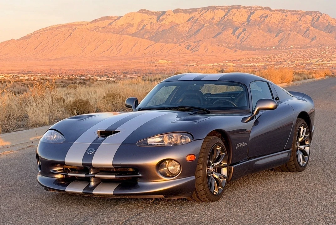 2000 Dodge Viper GTS 2nd Gen - Image 7 of 21