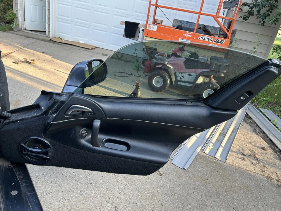 2000 Dodge Viper GTS 2nd Gen - Image 19 of 31