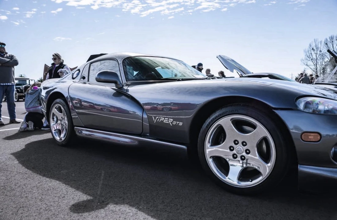 2000 Dodge Viper GTS 2nd Gen - Image 3 of 10