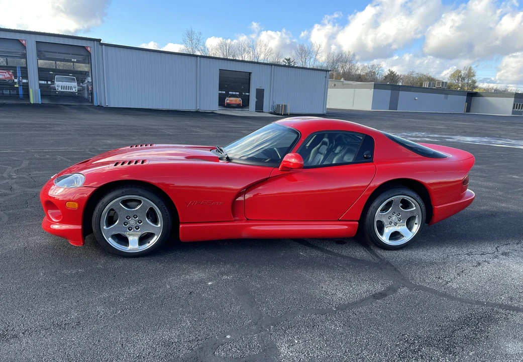 2000 Dodge Viper GTS 2nd Gen - Image 10 of 31