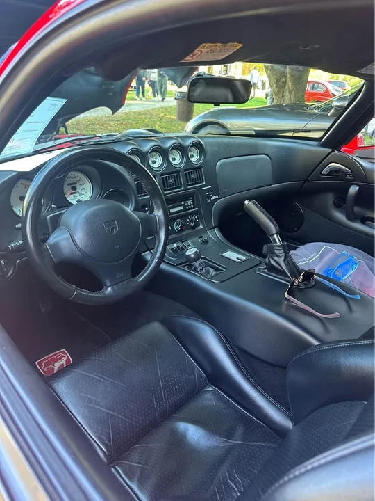 2000 Dodge Viper GTS 2nd Gen - Image 5 of 9