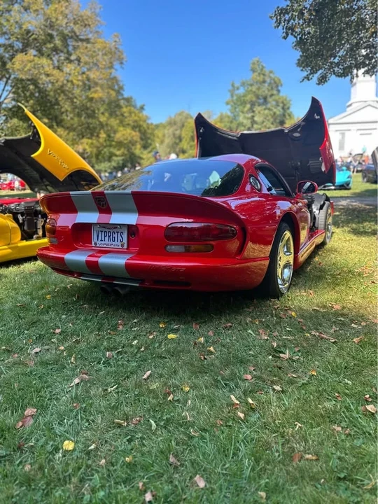 2000 Dodge Viper GTS 2nd Gen - Image 3 of 9