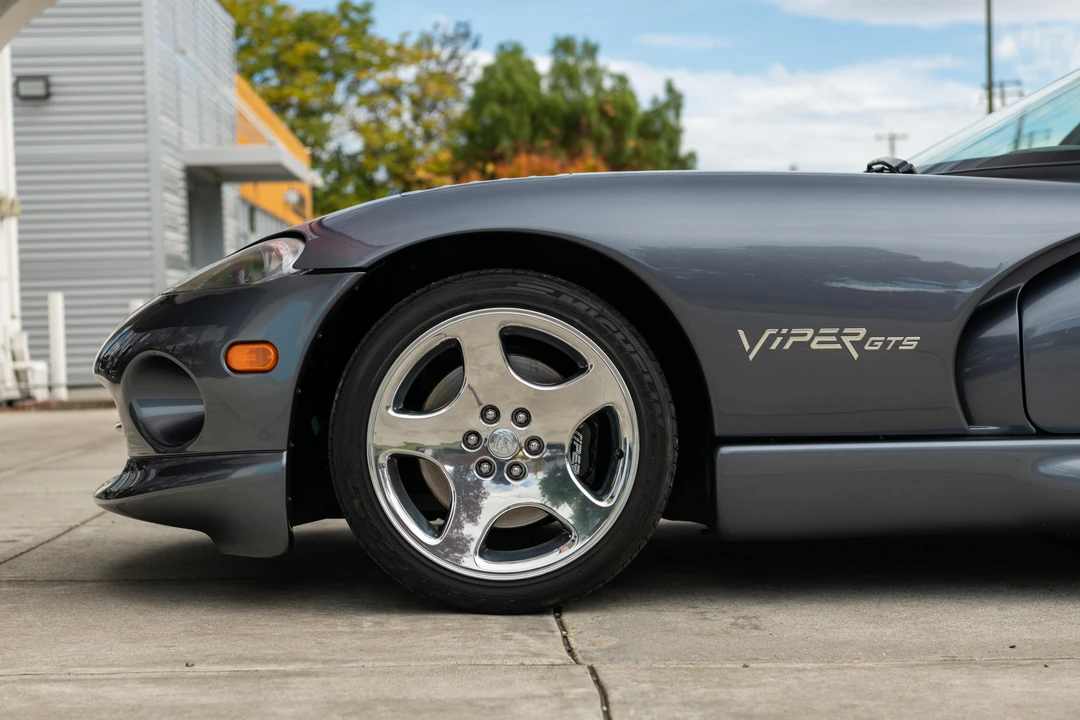 2000 Dodge Viper GTS 2nd Gen - Image 17 of 31