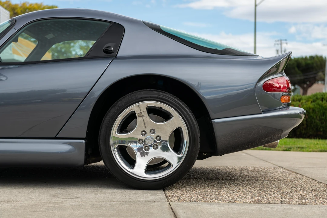 2000 Dodge Viper GTS 2nd Gen - Image 20 of 31