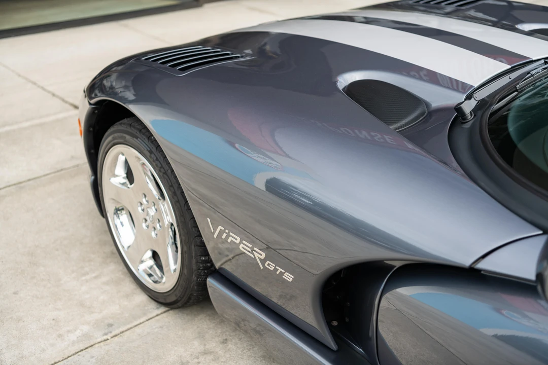 2000 Dodge Viper GTS 2nd Gen - Image 18 of 31