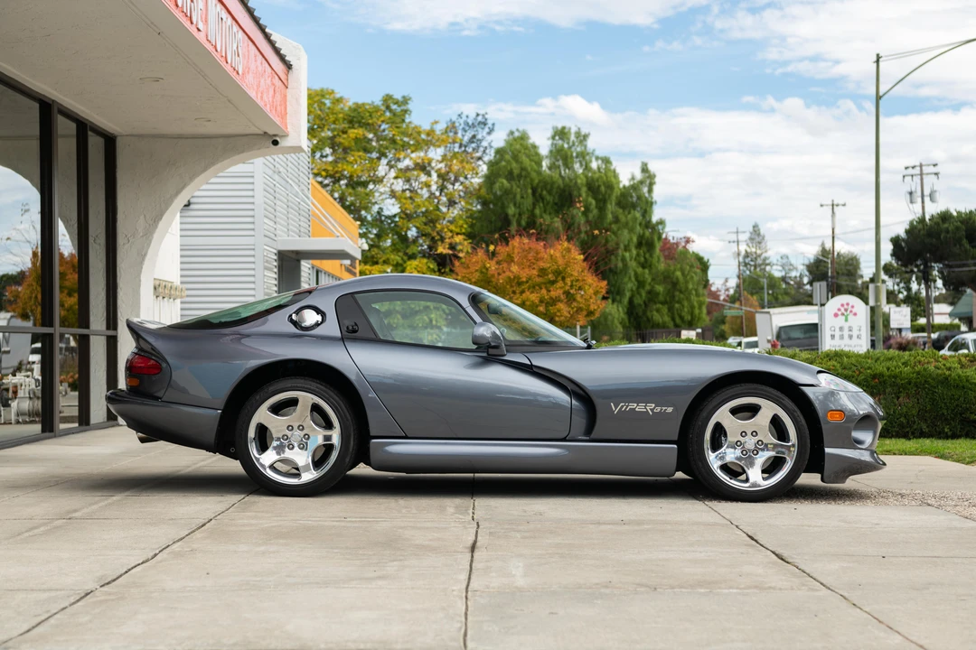 2000 Dodge Viper GTS 2nd Gen - Image 10 of 31