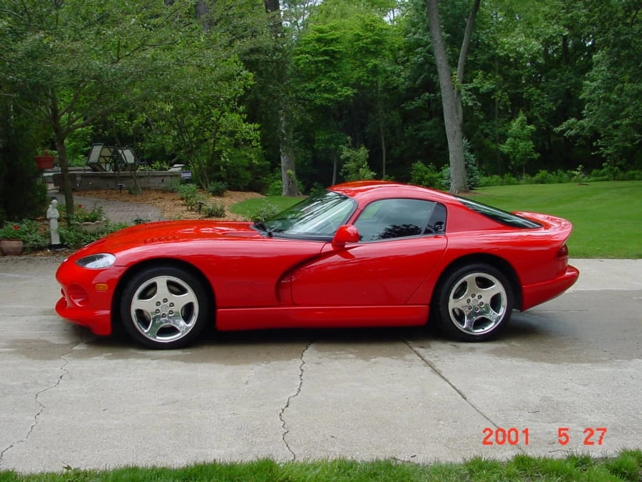 2000 Dodge Viper GTS 2nd Gen - Image 2 of 12