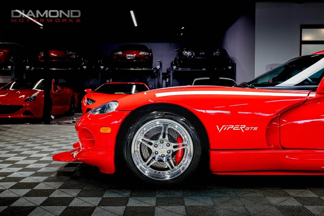 2000 Dodge Viper GTS 2nd Gen - Image 12 of 12