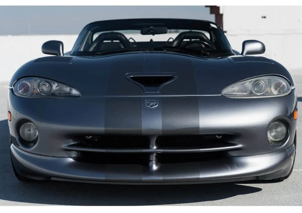 2000 Dodge Viper 2nd Gen - Image 2 of 14