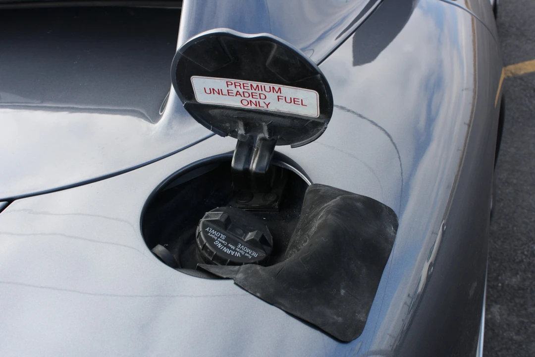 2000 Dodge Viper 2nd Gen - Image 23 of 31