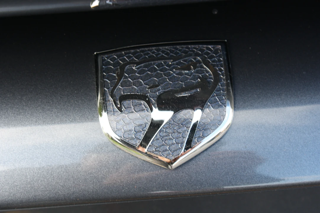 2000 Dodge Viper 2nd Gen - Image 17 of 31