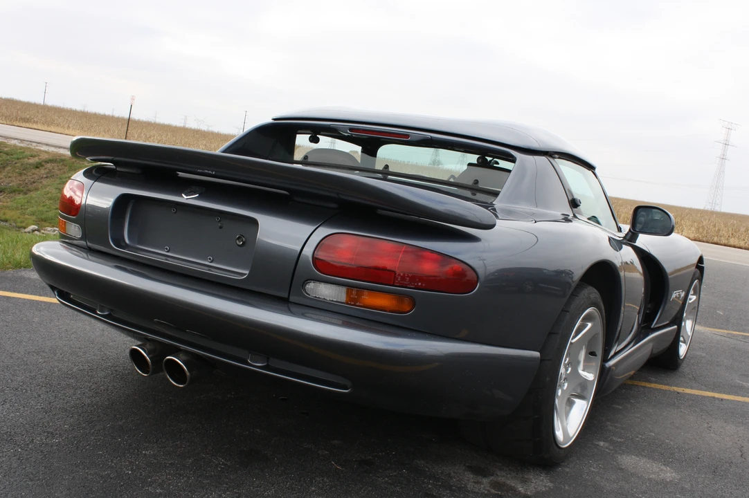 2000 Dodge Viper 2nd Gen - Image 8 of 31