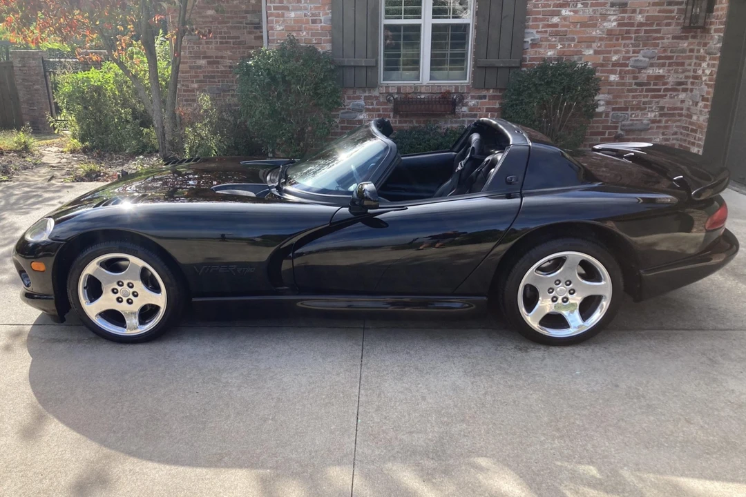 2000 Dodge Viper 2nd Gen - Image 8 of 31