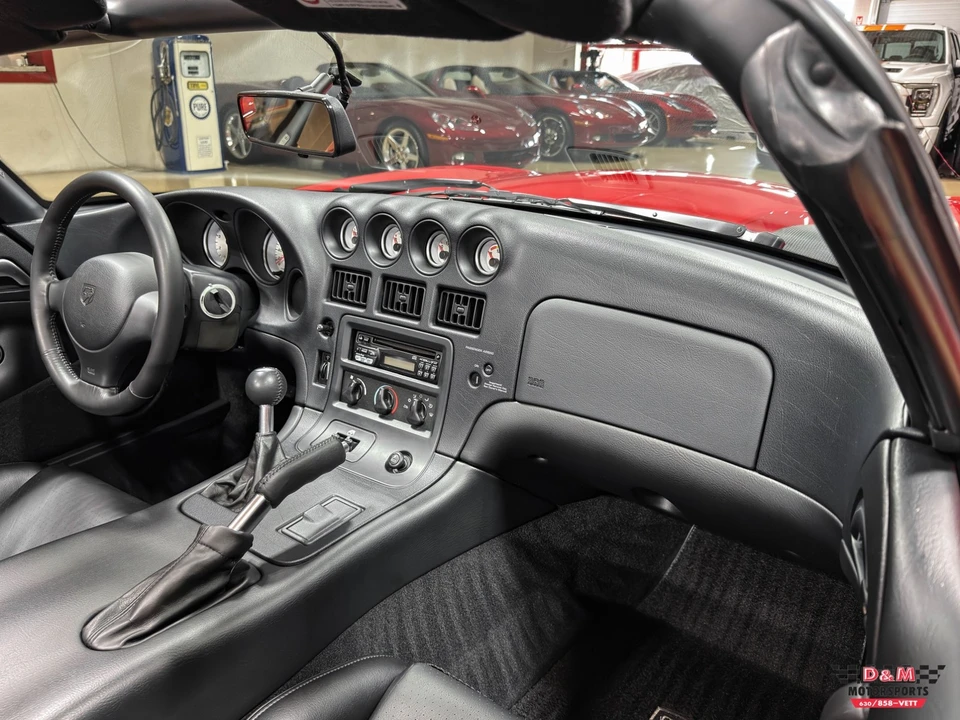 2000 Dodge Viper 2nd Gen - Image 14 of 31