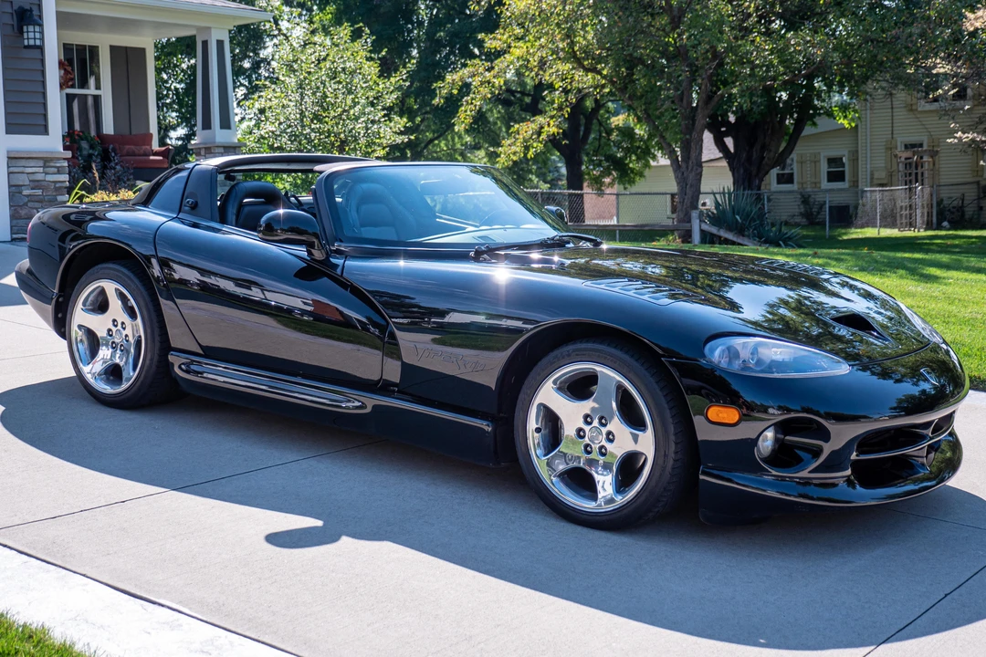 2000 Dodge Viper 2nd Gen - Image 3 of 31