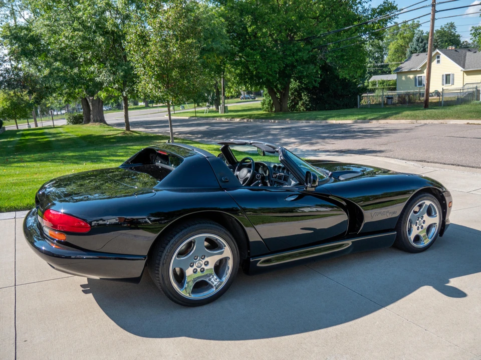 2000 Dodge Viper 2nd Gen - Image 9 of 31