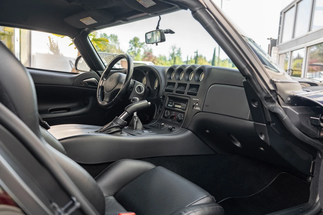 2000 Dodge Viper 2nd Gen - Image 15 of 31
