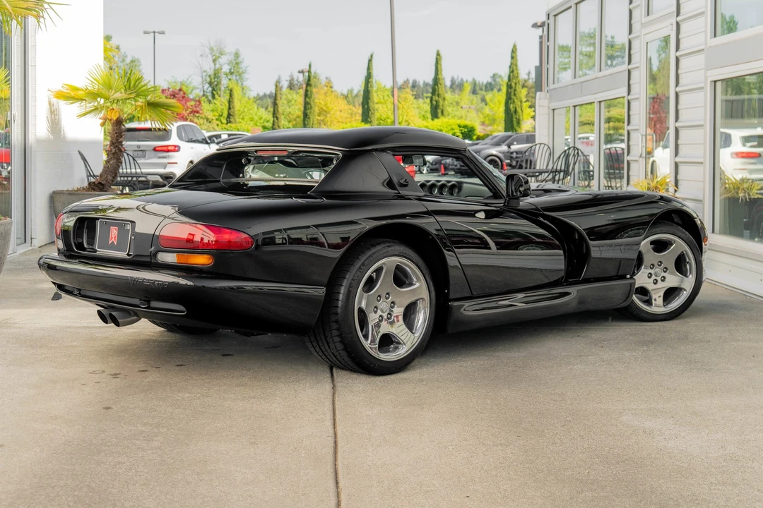 2000 Dodge Viper 2nd Gen - Image 6 of 31