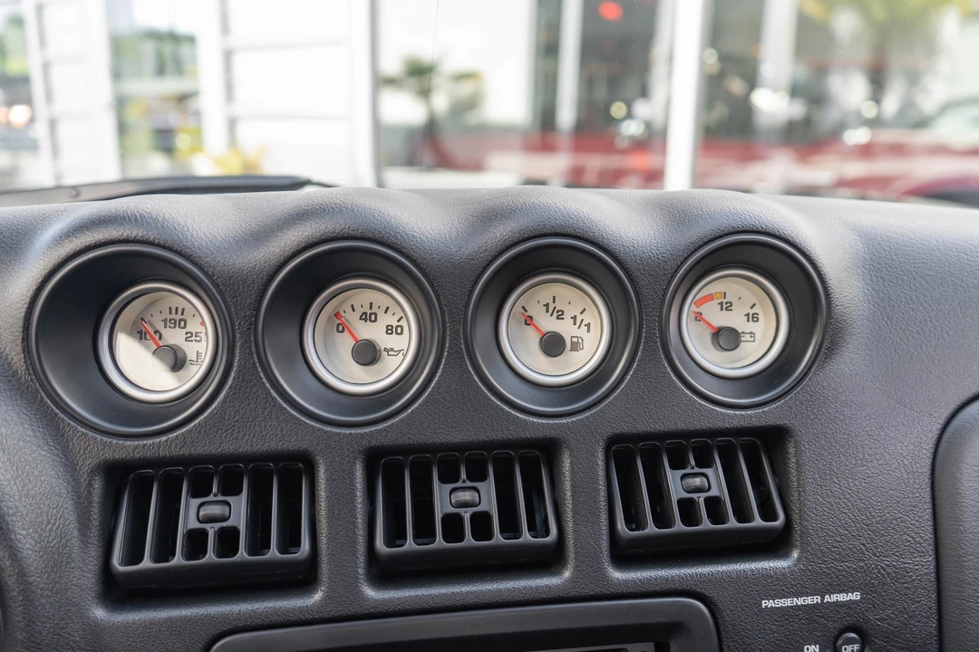 2000 Dodge Viper 2nd Gen - Image 11 of 31