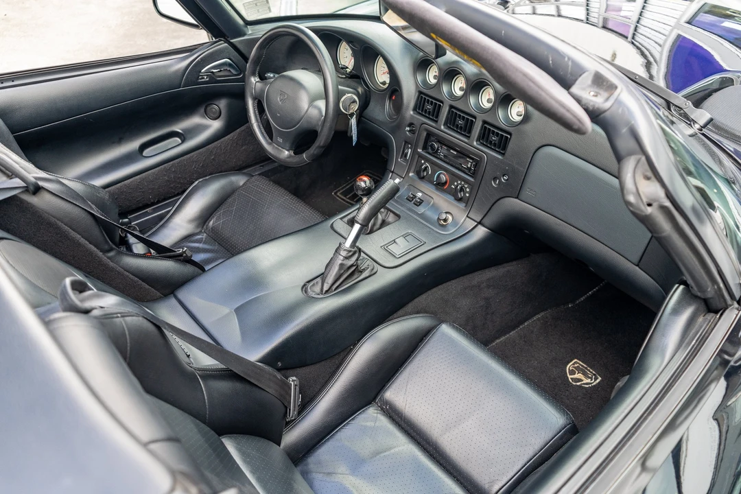 2000 Dodge Viper 2nd Gen - Image 7 of 31