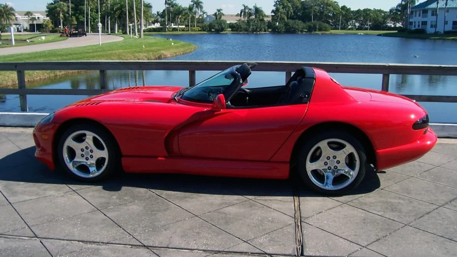 2000 Dodge Viper 2nd Gen - Image 2 of 11