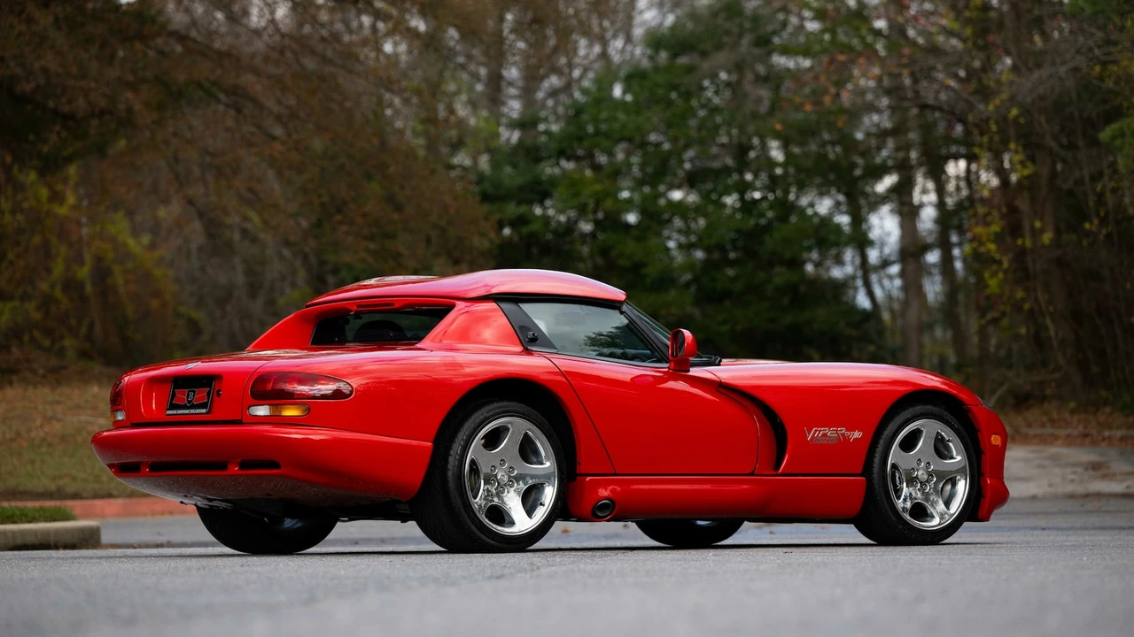 2000 Dodge Viper 2nd Gen - Image 13 of 31