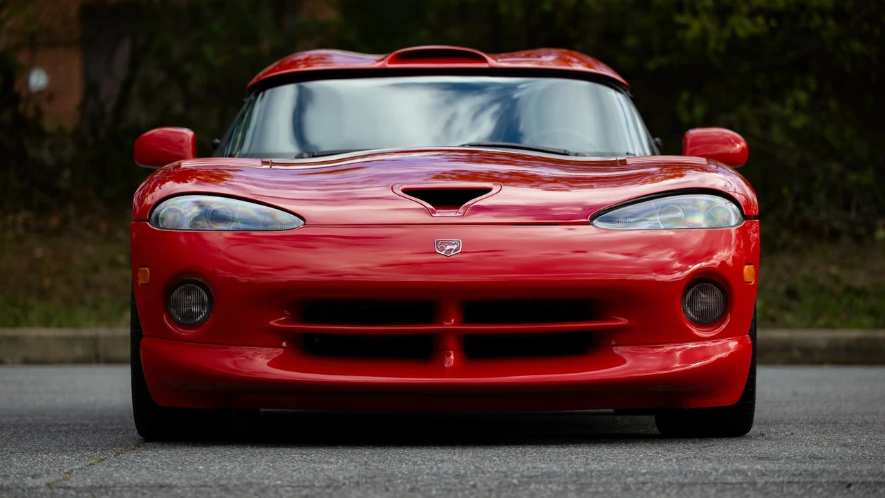 2000 Dodge Viper 2nd Gen - Image 14 of 31