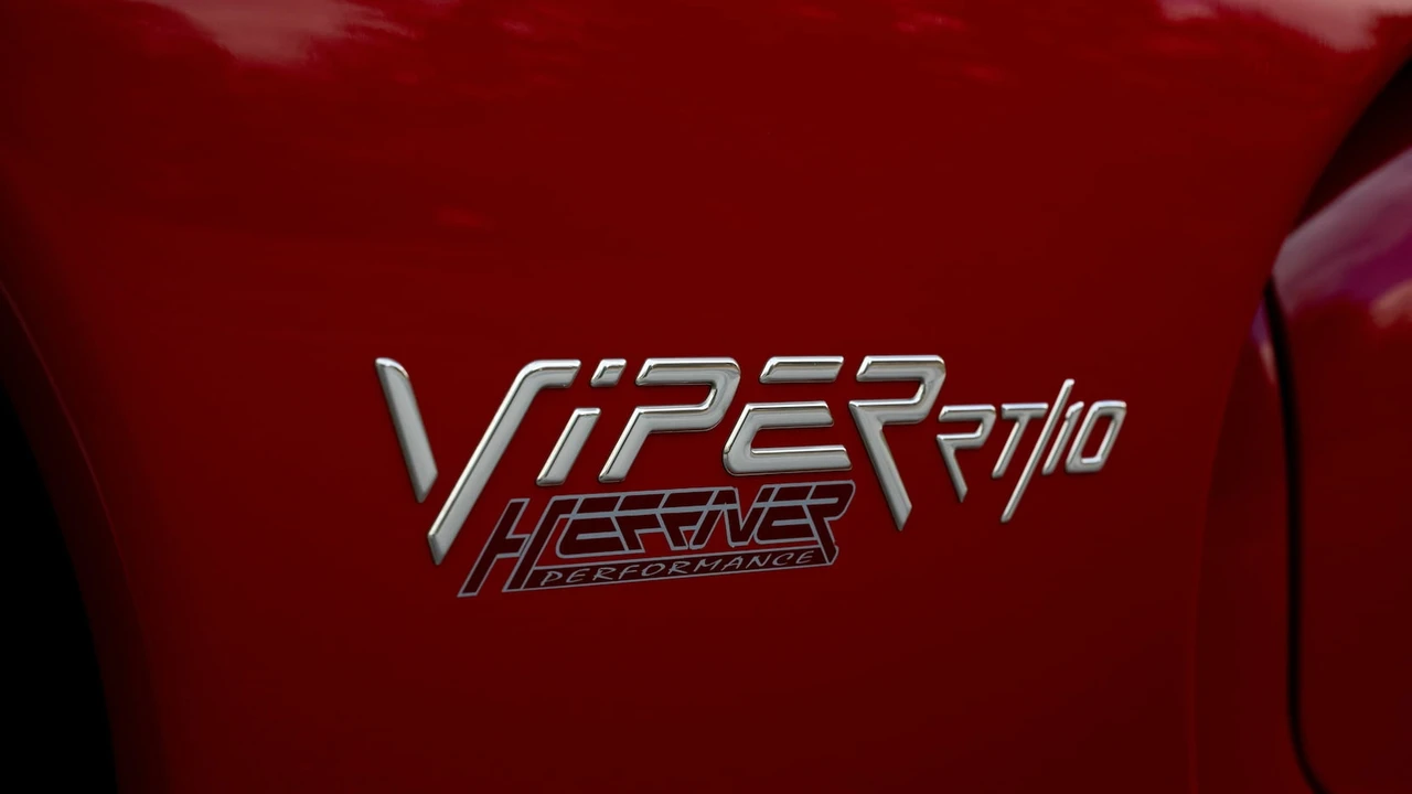 2000 Dodge Viper 2nd Gen - Image 26 of 31