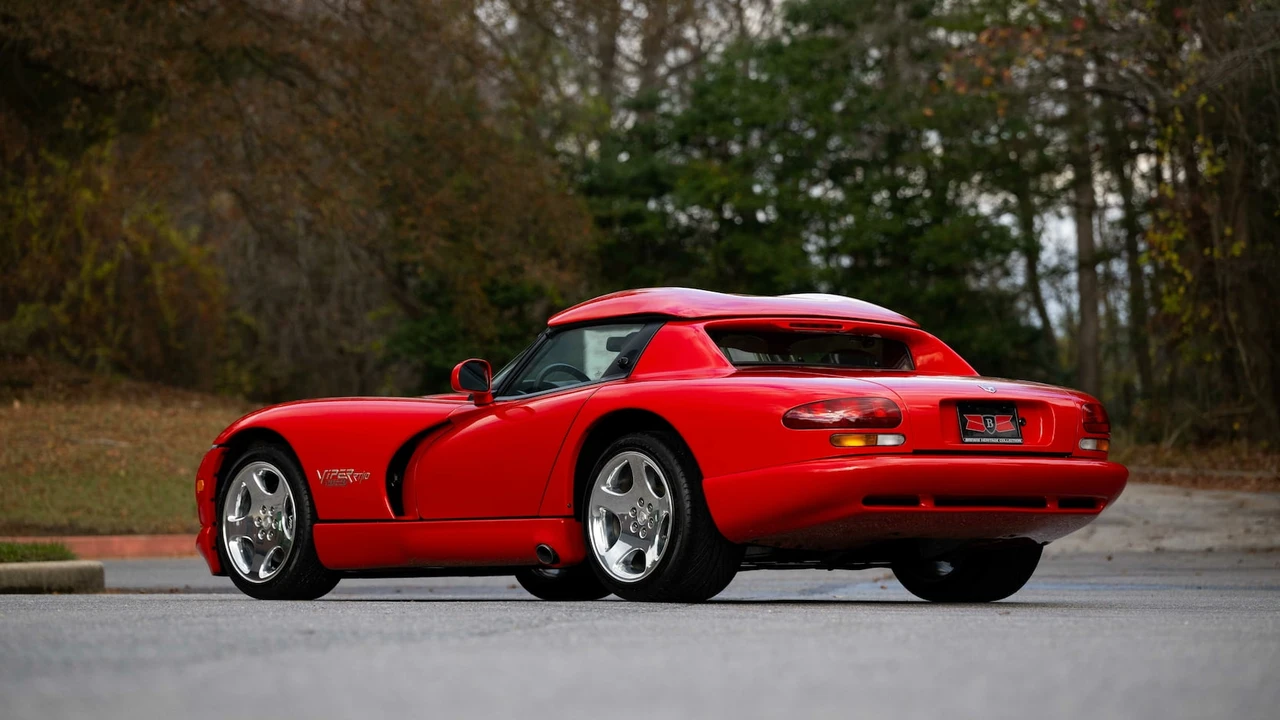 2000 Dodge Viper 2nd Gen - Image 3 of 31