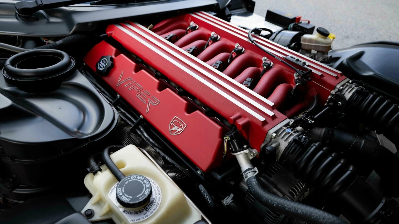 2000 Dodge Viper 2nd Gen - Image 7 of 31