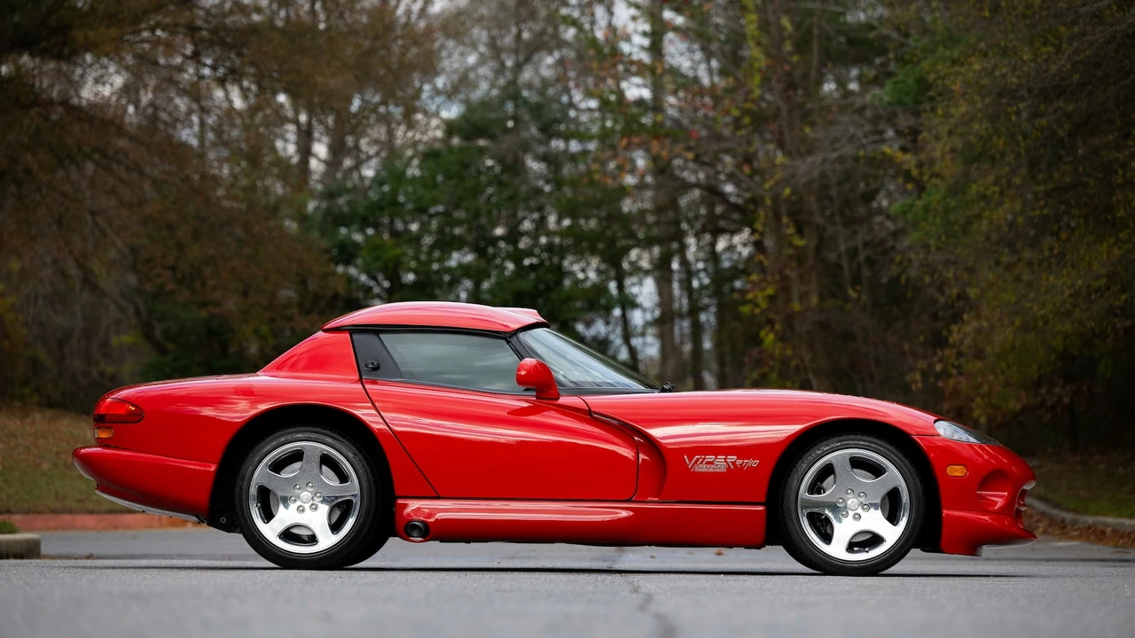 2000 Dodge Viper 2nd Gen - Image 8 of 31