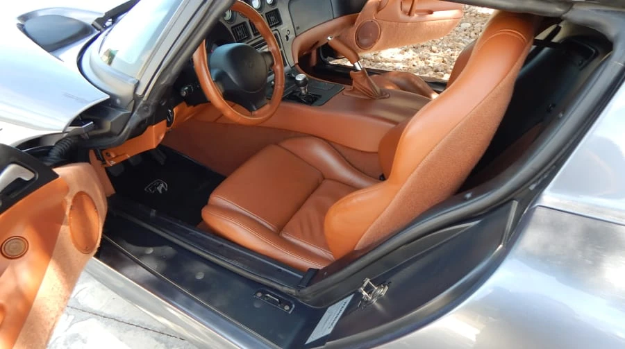 2000 Dodge Viper 2nd Gen - Image 3 of 4