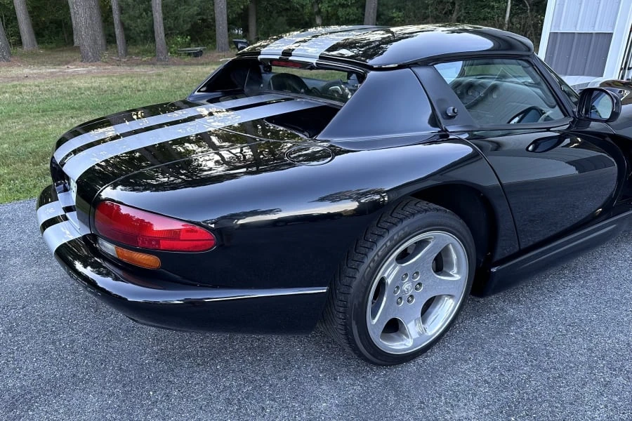2000 Dodge Viper 2nd Gen - Image 11 of 29