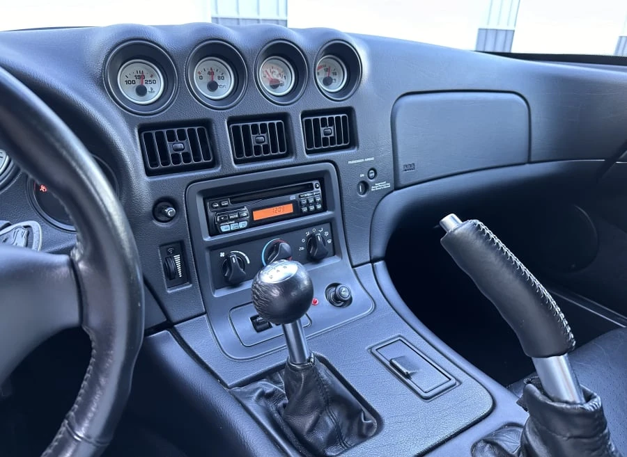 2000 Dodge Viper 2nd Gen - Image 27 of 29