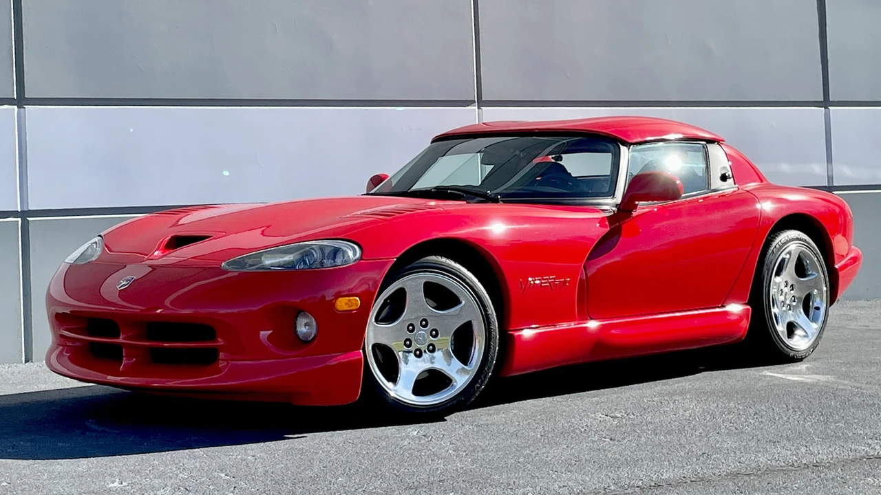 2000 Dodge Viper 2nd Gen - Image 14 of 20