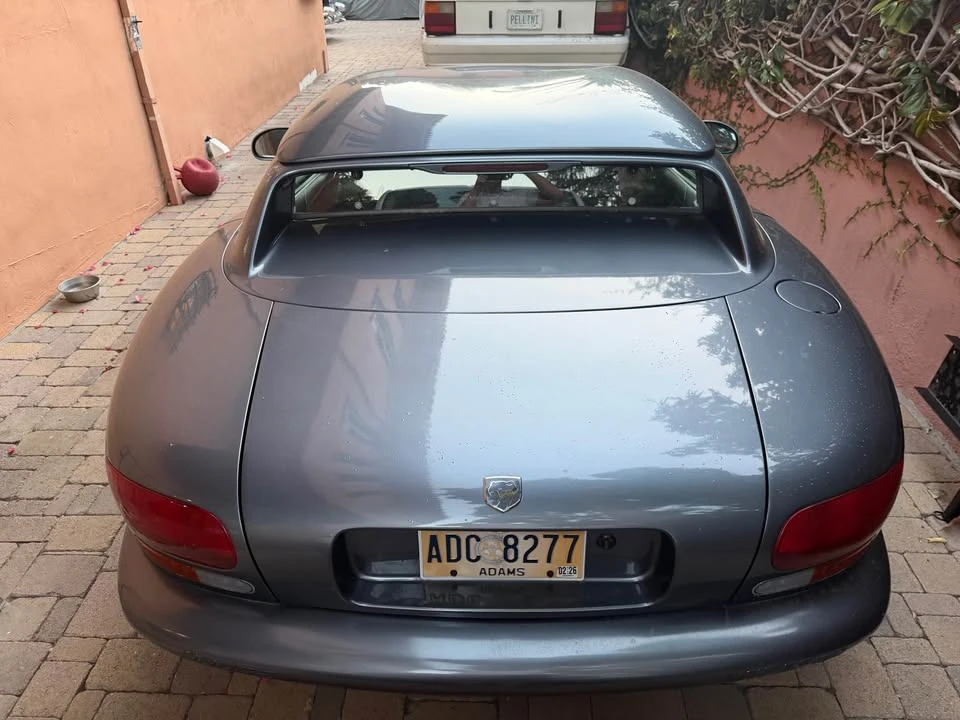 2000 Dodge Viper 2nd Gen - Image 2 of 5