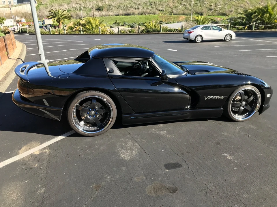 2000 Dodge Viper 2nd Gen - Image 3 of 9