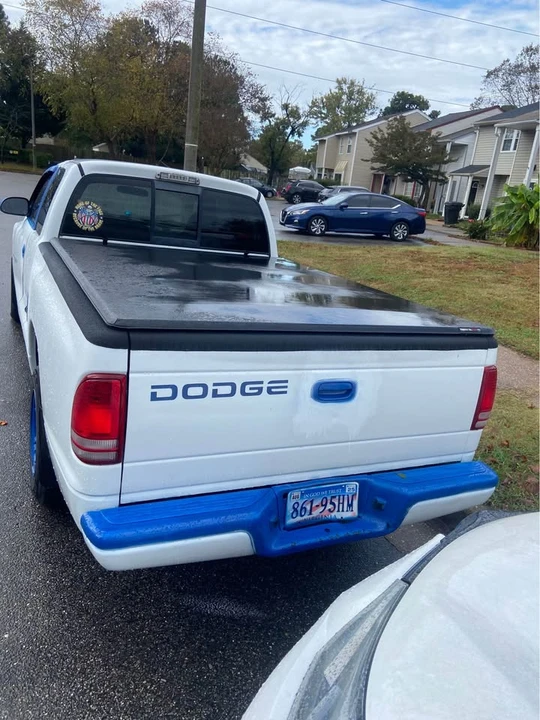 2000 Dodge Dakota 2nd Gen - Image 2 of 3